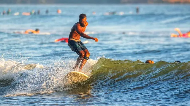 Ama Surf School, Weligama